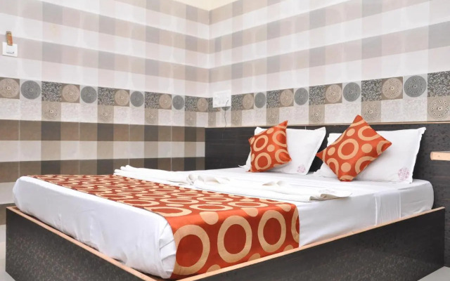 Addhuri Comforts Hotel