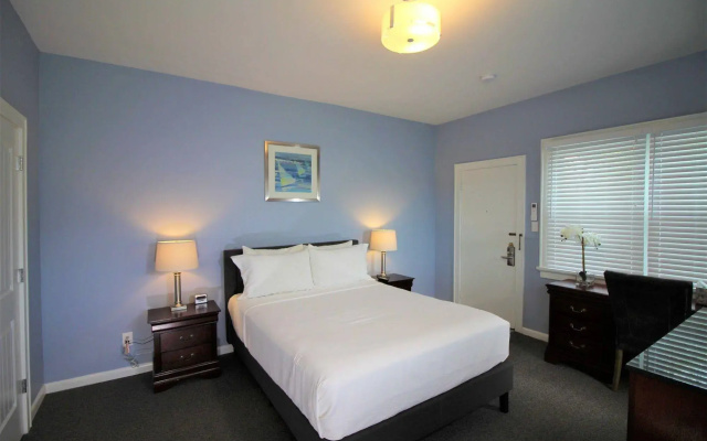 Homestead Inn