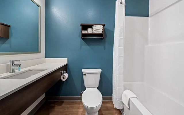 Woodspring Suites Loves Park Rockford