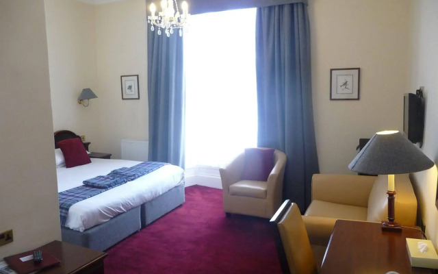 The Royal George Hotel