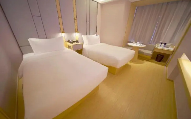 Ji Hotel (Renmin University Of China Metro Station