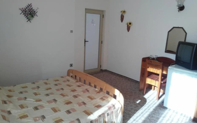 Stefan Family Hotel