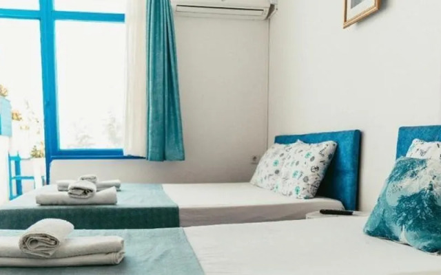 Simirna Sahil Otel