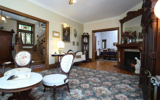 Beauclaires Bed & Breakfast Inn