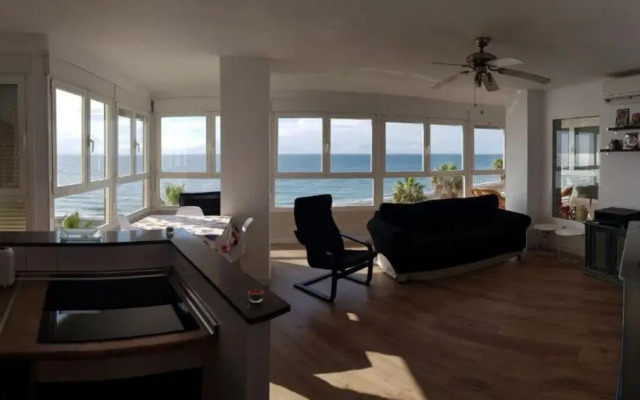 Beachfront 82