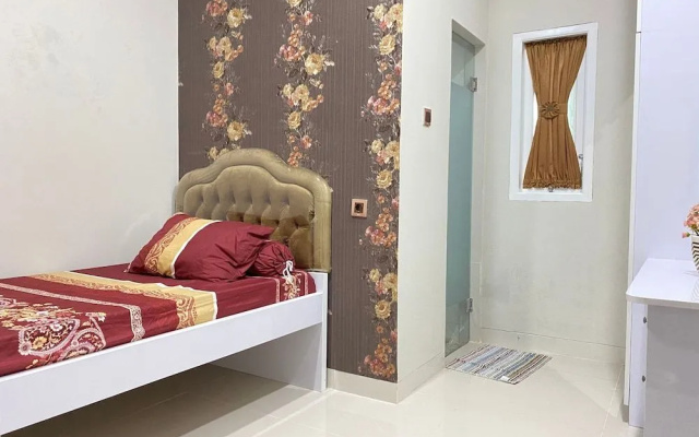 Guesthouse Putri Griya Fikarda
