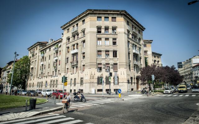 Отель Guesthouse Foresteria Margherita Milano Италия, Милан - отзывы, цены и фото номеров - забронировать отель Guesthouse Foresteria Margherita Milano онлайн вид на фасад