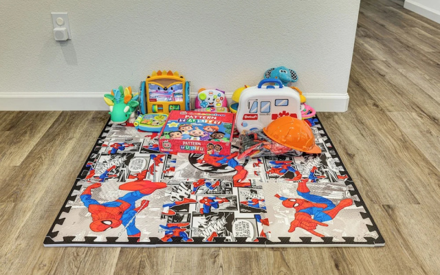 Spacious Family Home in Stockton - Pets Welcome!