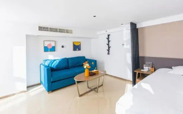 YUN MAN Suites Hotel