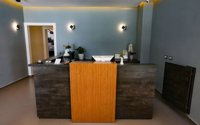 Home Hotel