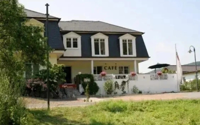 Cafe Klering