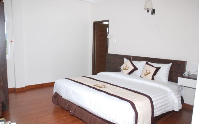 Hoang Trieu Da Lat Hotel Далат вид на фасад