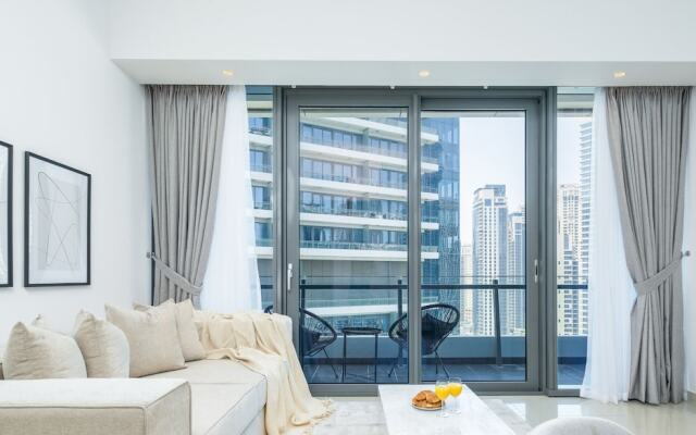 LUX - Dubai Marina Waterfront Suite 2 1