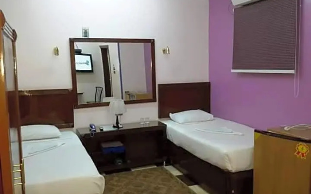 Dream Hotel
