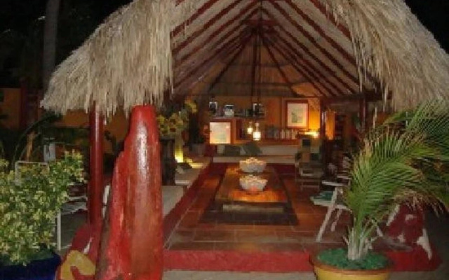 Sea Breeze Ocean, Studio 7 at Mangel Halto Beach