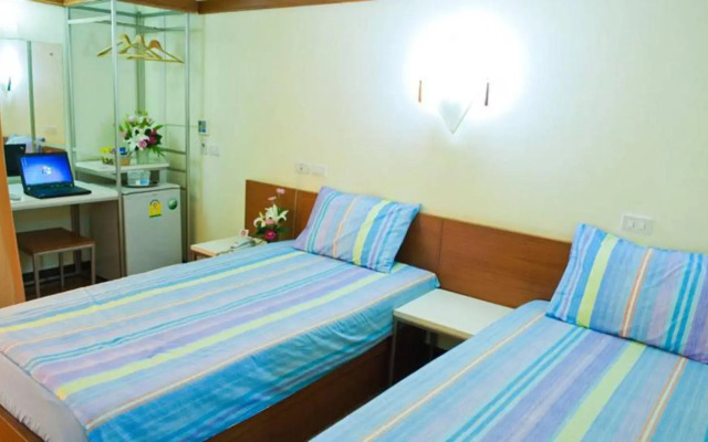 Mad Monkey Bangkok Hostel - Adults Only