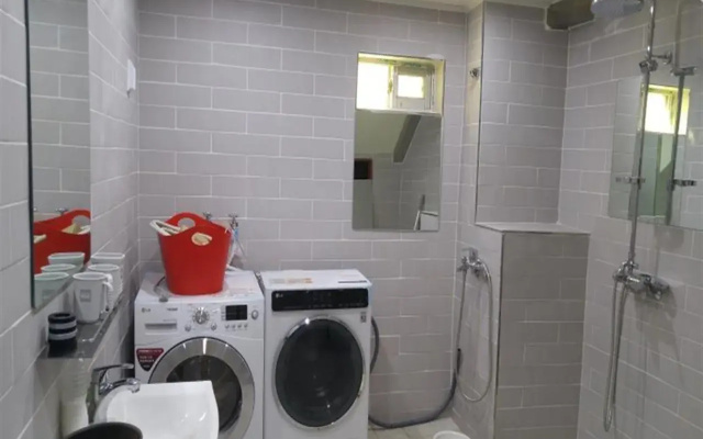 Guesthouse Embassy - Hostel