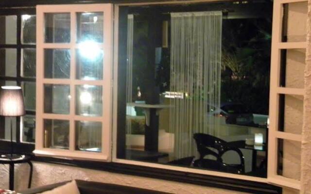 Отель Apartamentos Ibiza вид на фасад