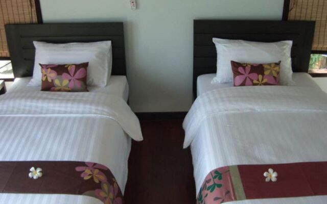 Отель Chintakiri Resort Таиланд, Остров Тау - отзывы, цены и фото номеров - забронировать отель Chintakiri Resort онлайн вид на фасад