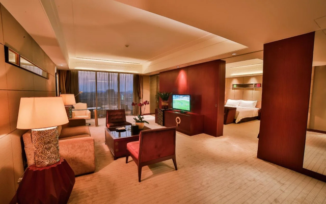 Royal Garden Hotel