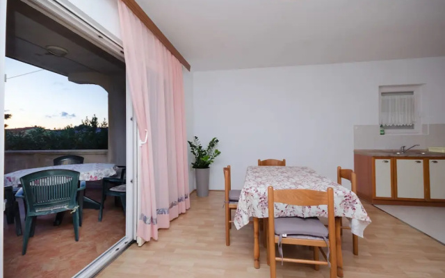 Apartments Ruza-rajska Beach