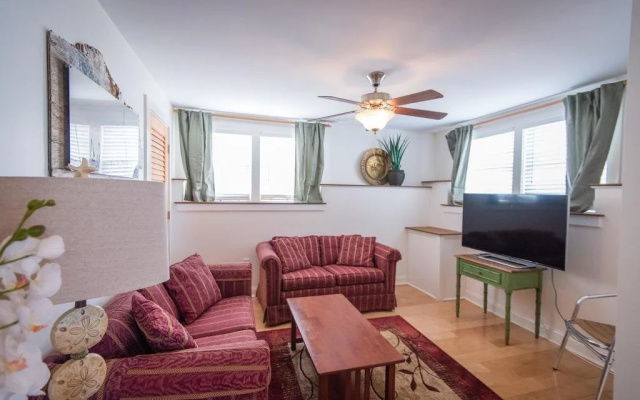 Colbyco Sand Hills Beach Scituate 10 Br home by RedAwning