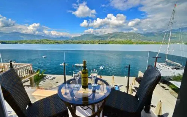 Apartments Bojana