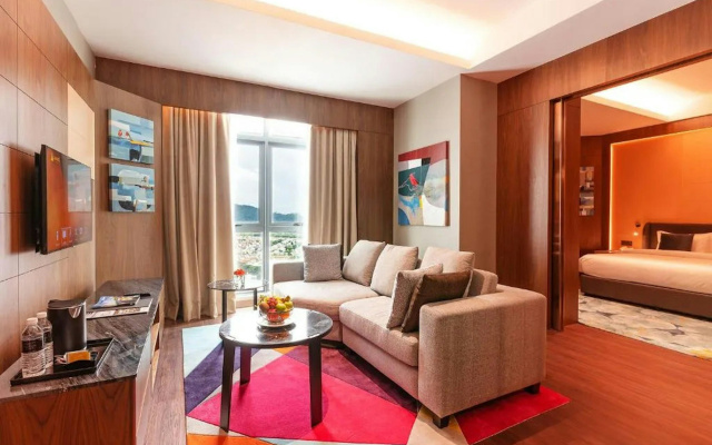M World Hotel