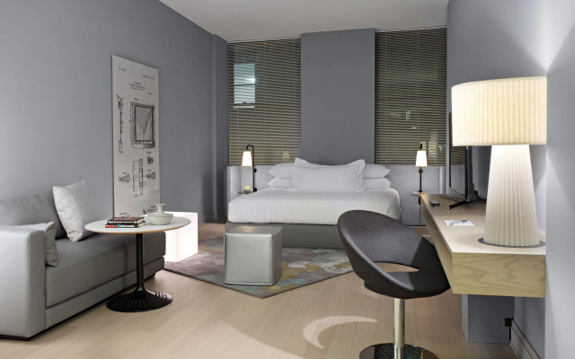Mint House 70 Pine by Kasa