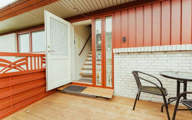 Great 3 BR Loft Apt - Views-Free Parking