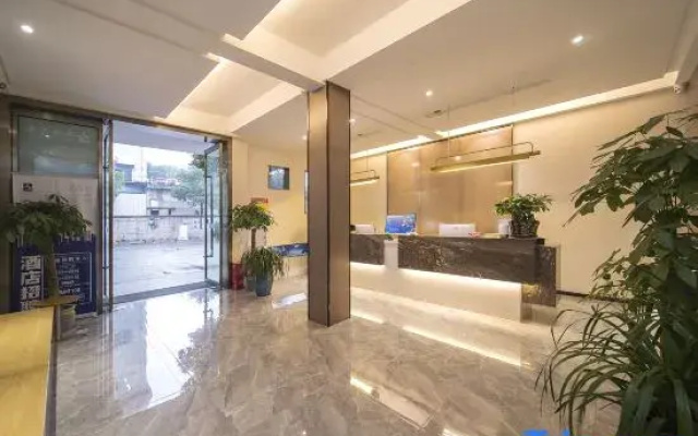 Shangyun Hotel (Changsha Xiangya Affiliated Sanliugouyu Subway Station)