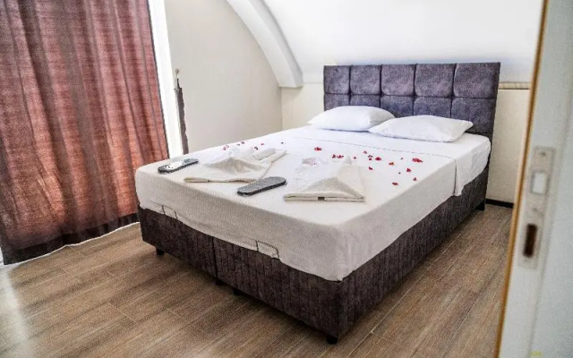 Ayya Sui̇t Hotel