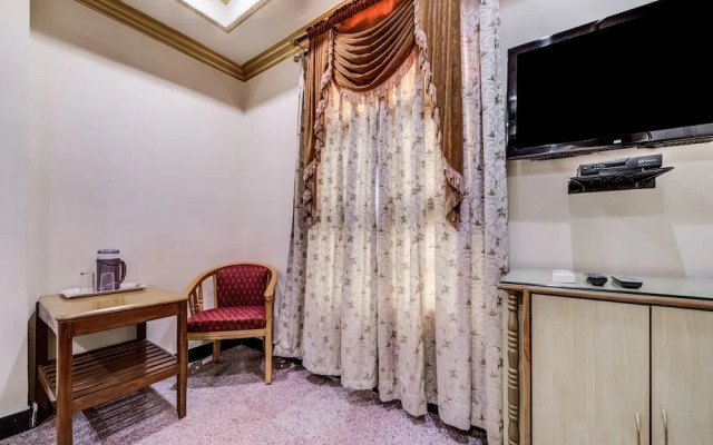 OYO 29230 Ik London Residency