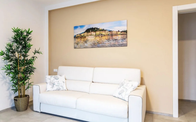 2-bed Apt With Stunning Lake Como Views & Terrace
