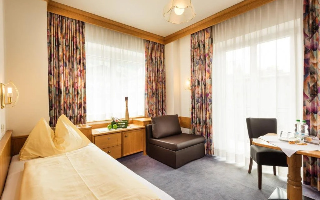 Hotel Alpenhof
