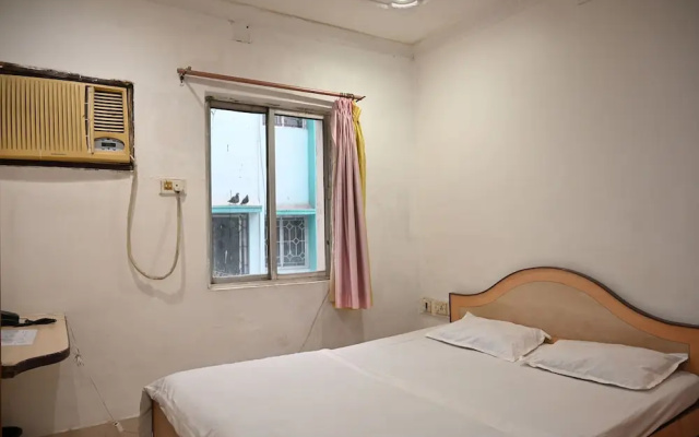 Hotel Priyanka International by OYO Rooms