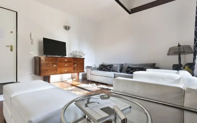 Elegant Duomo apartment