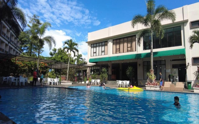 The Green Peak, ARTOTEL Curated