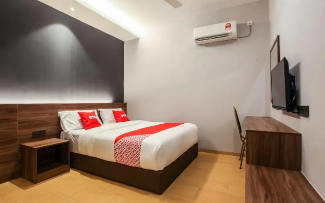 Lumut Hotel by OYO Rooms