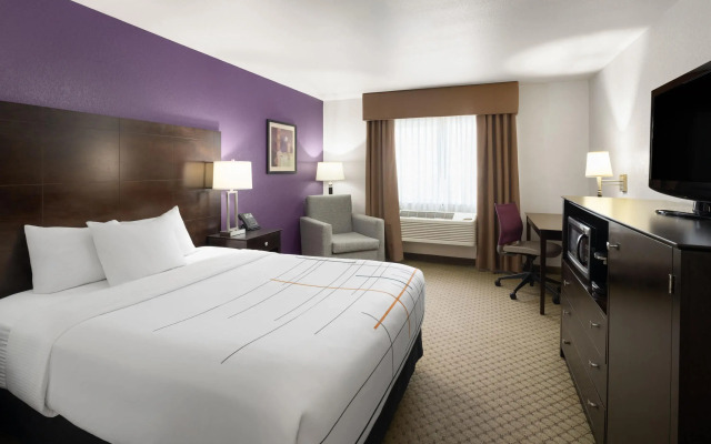 La Quinta Inn & Suites by Wyndham Spokane Valley