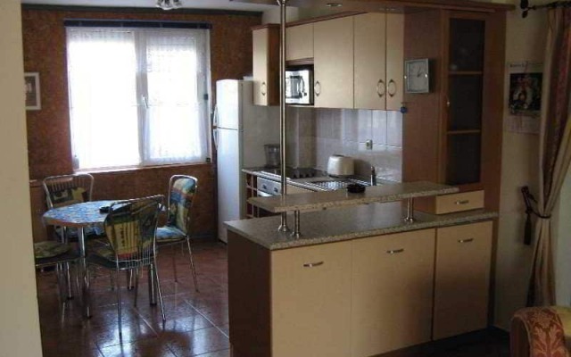 Апартаменты Bravo 1 Apartment Солнечный берег в номере