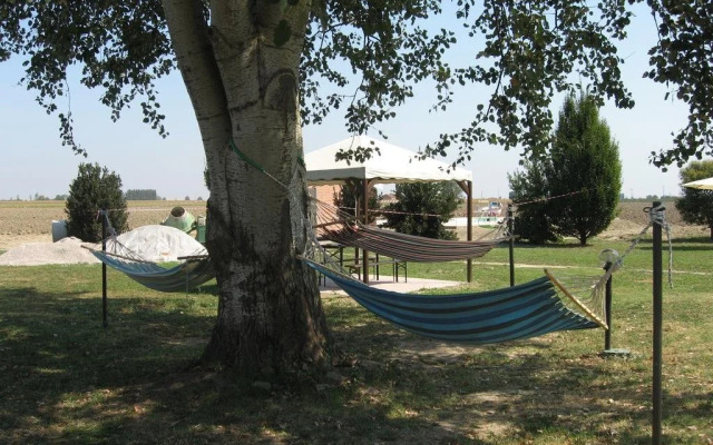 Residence-Agriturismo Torre Del Fondo. Appartamenti per vacanza e per lavoro.