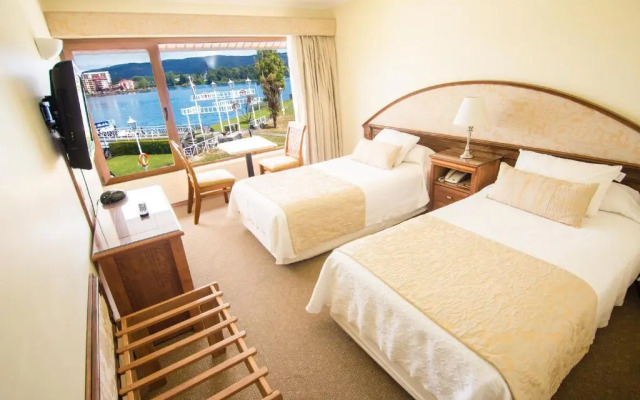 Hotel Marina Villa del Rio