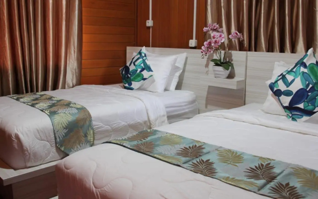 Granada Inn Palu