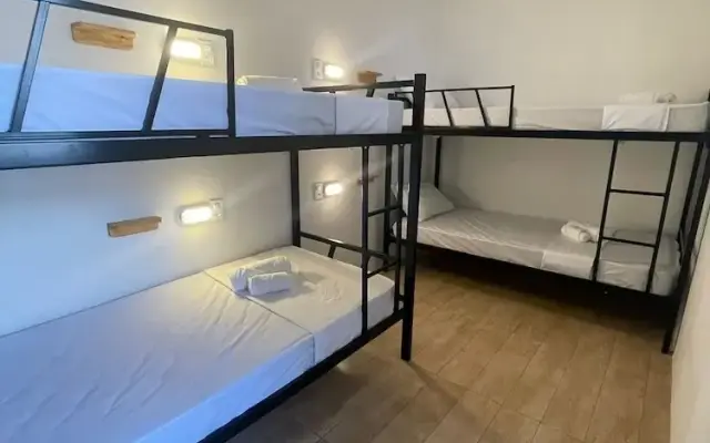 Grand' Hostel