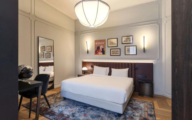 Отель Palazzo Touring Club Milan, A Radisson Collection Hotel
