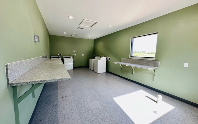 Crosby Travel Lodge & RV Park