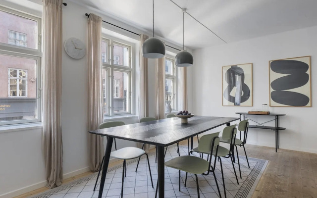 Main 1 - Cozy 2-bdr Apt in Center of Copenhagen