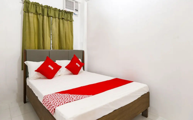 OYO 736 Jade Apartelle