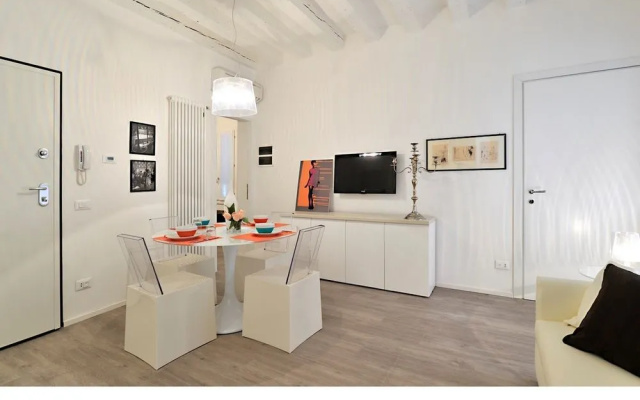 Dona Rialto Suite